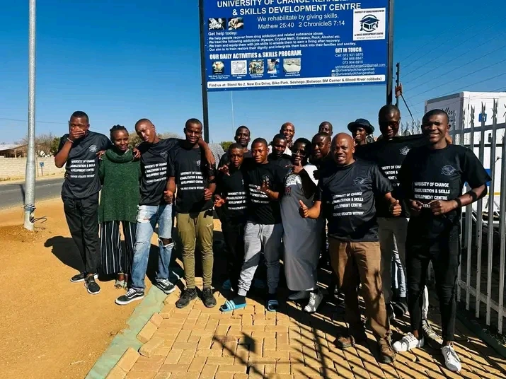 University of Change Logo